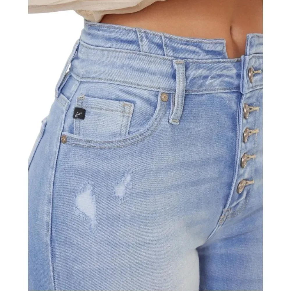 Kancan High Rise Curvy Fit Flare Light Wash Jeans NWT – NWT